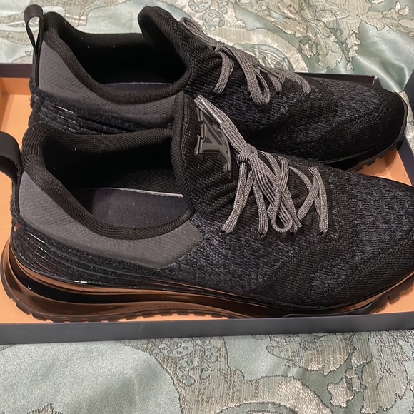 louis vuitton vnr sneaker black/noir size 45 - Picture 4 of 5